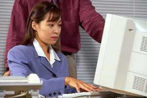 かざすだけでデータの交換が可能に