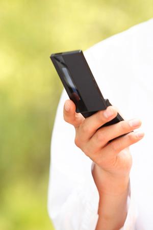 書類のデータ化完全ガイド2025:効率化とセキュリティ向上を実現する最適対策